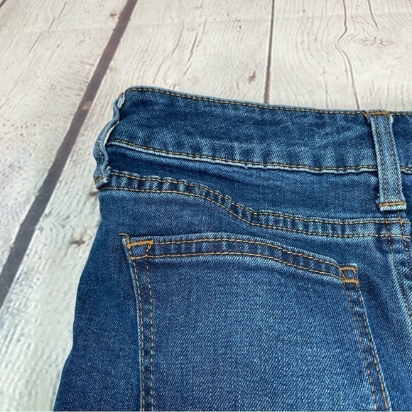 Celebrity Pink Shorts Women's Size 0/24 Denim Cuffed Blue Cut Off Low Rise - Picture 7 of 10